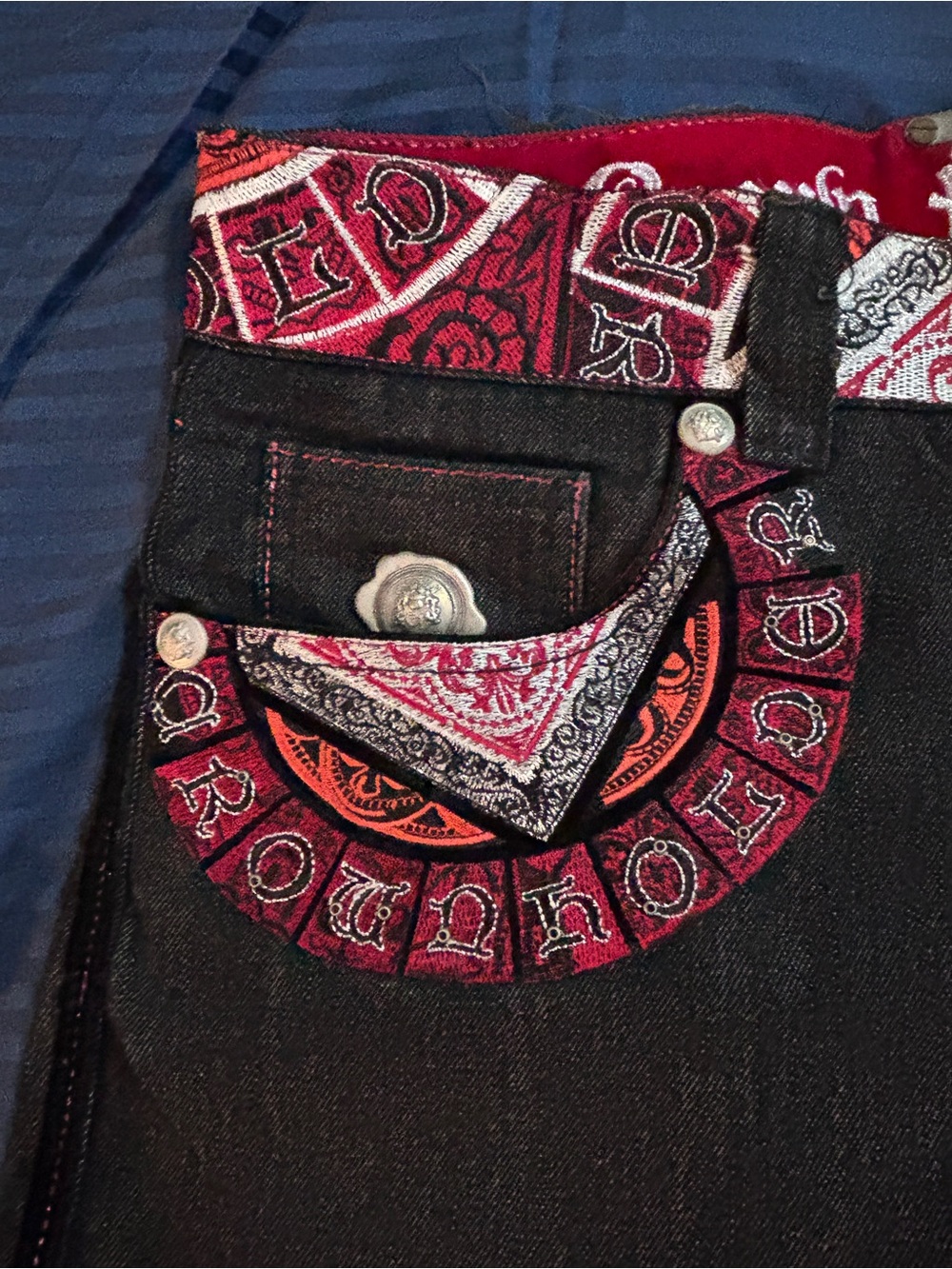 Crown Holder Men’s Black Jean Shorts with Red & White pockets & trim - Picture 5 of 8